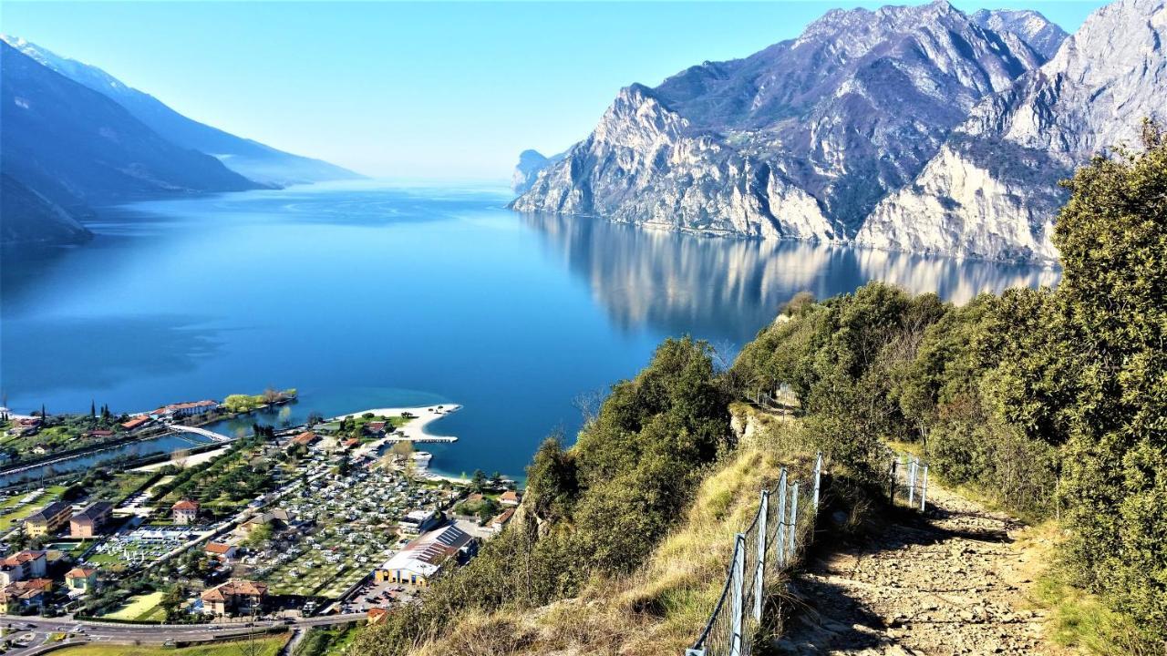 Loft Martini Daire Riva del Garda Dış mekan fotoğraf